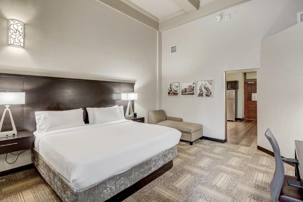 Staybridge Suites Baltimore - Inner Harbor By Ihg