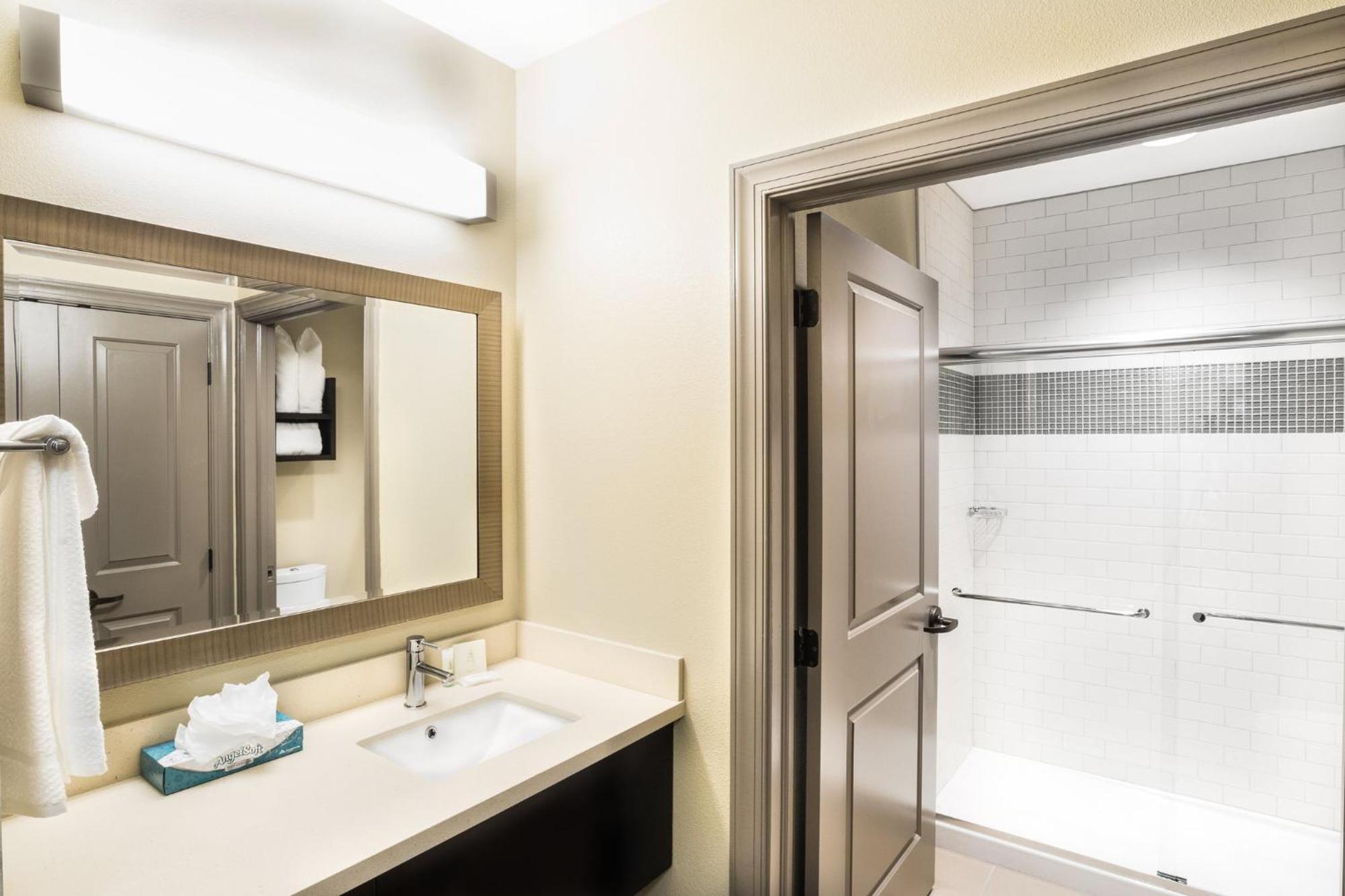 Hotel Staybridge Suites Baltimore - Inner Harbor By Ihg